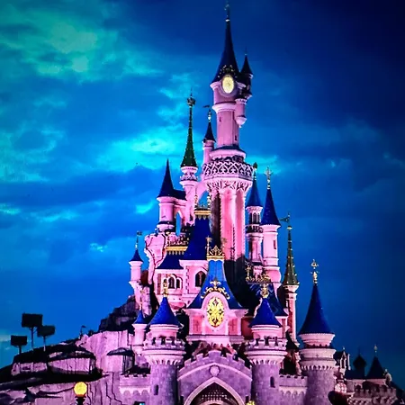 Appt Vue Place De Toscane - 4min Disneyland-paris Daire