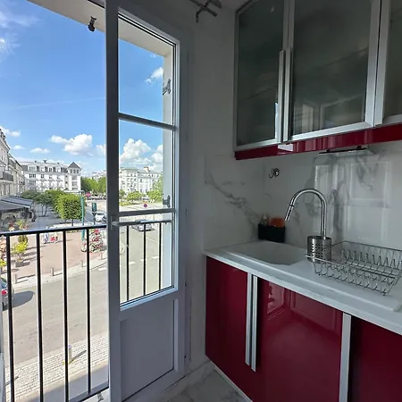 Appt Vue Place De Toscane - 4min Disneyland-paris