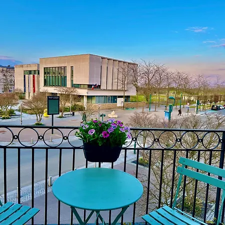 Apartment Place De Toscane - 4min Disneyland-paris *